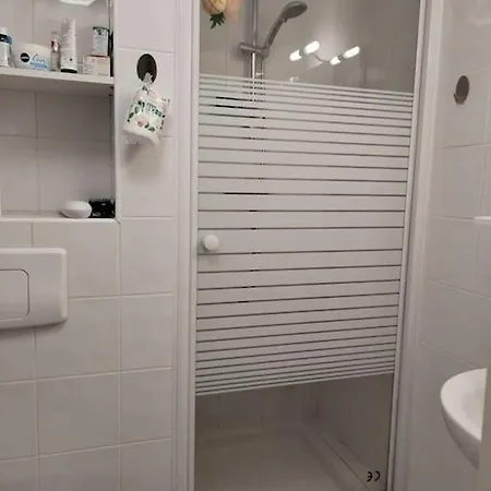 Studio 18 M², Pour Les Jo * פריז