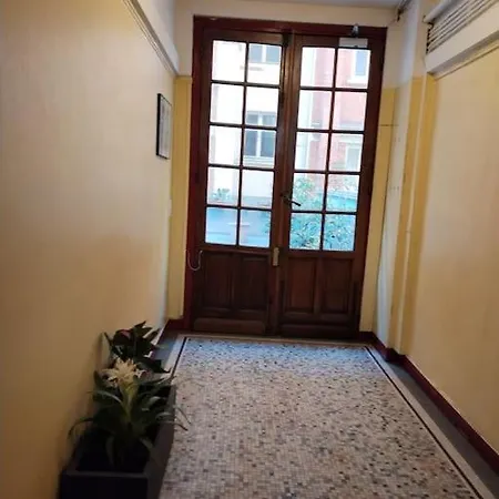 Studio 18 M², Pour Les Jo * פריז